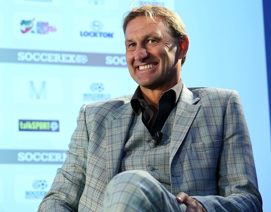 Chùm ảnh: Huyền thoại Tony Adams đến La Liga làm HLV - Bóng Đá