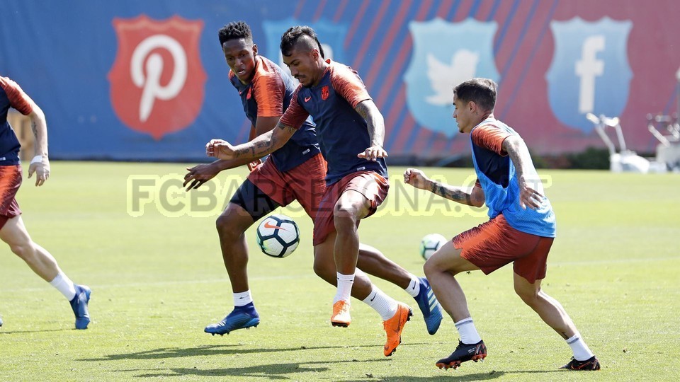Bayern khai trương shop bán đồ lưu niệm khủng - Bóng Đá