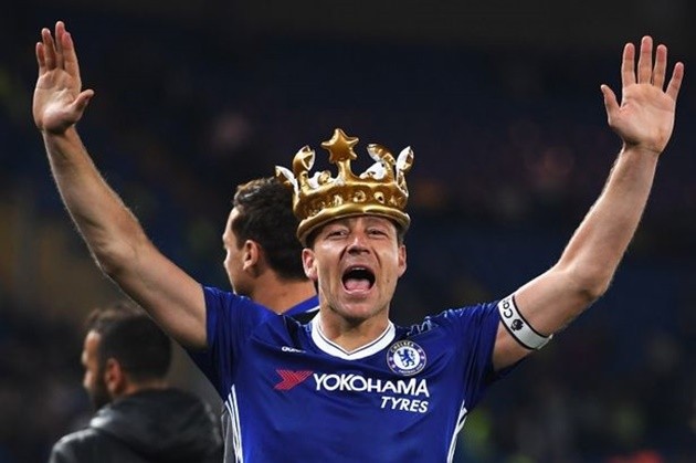 John Terry đi nghỉ mát sau bàn thắng lịch sử cho Chelsea - Bóng Đá