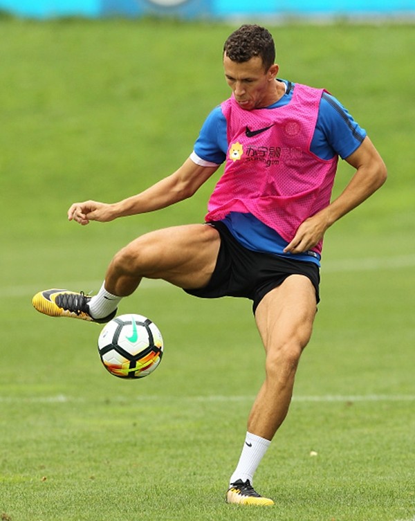 Perisic làm gì khi Man United có người mới? - Bóng Đá