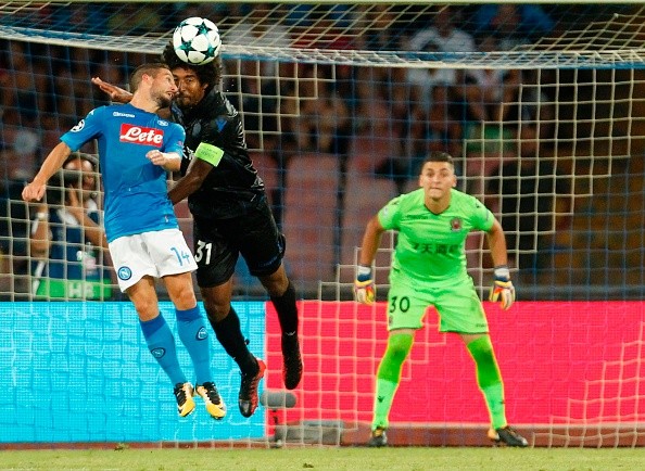Napoli 2-0 Nice: Balotelli, Sneijder có cứu nổi? - Bóng Đá