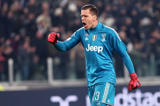 Giờ là lúc Arsenal hối hận khi bán Szczesny - Bóng Đá