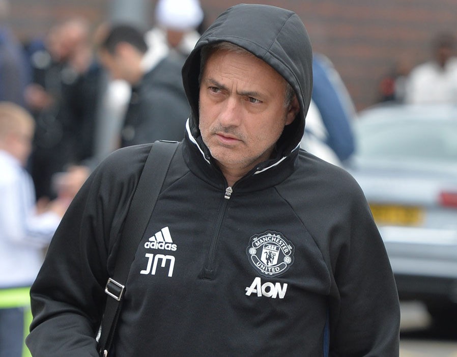 man utd trên đường tới London - Bóng Đá