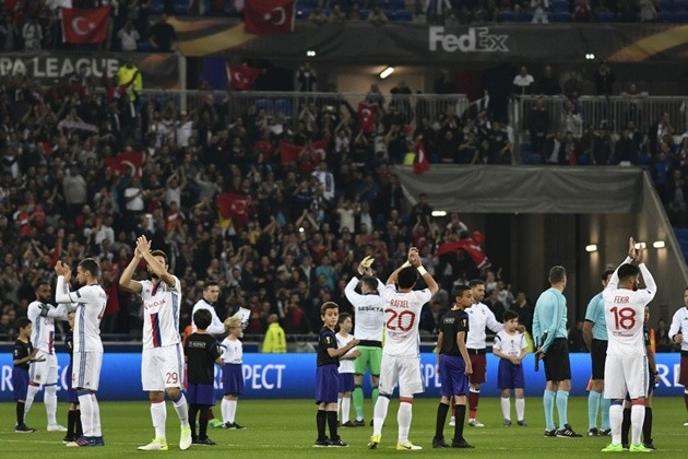 Ryan Babel lập công, Bekistas vẫn bị Lyon lội ngược dòng  - Bóng Đá