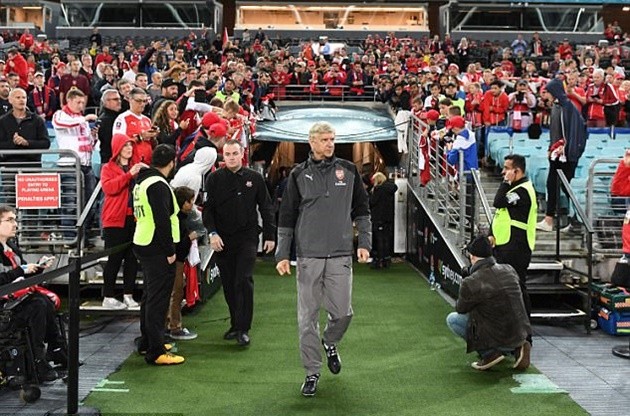 Arsenal xả stress sau thắng lợi đầu tay trên đất Úc - Bóng Đá