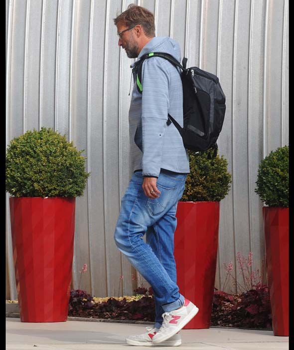 Liverpool đến sân tập - Bóng Đá