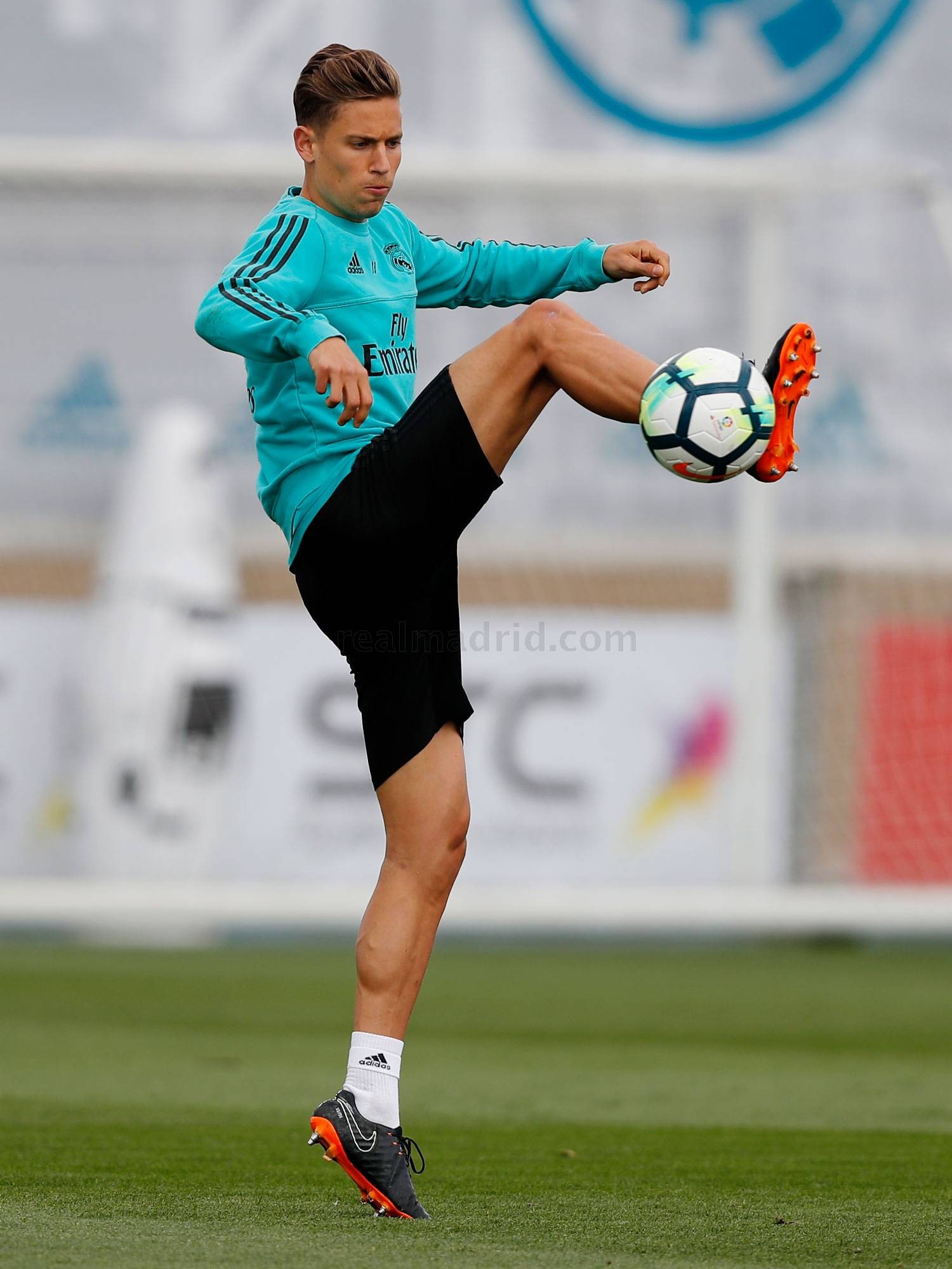 Đội hình đắt giá nhất lịch sử Man City: Hàng thủ khủng khiếp - Bóng Đá