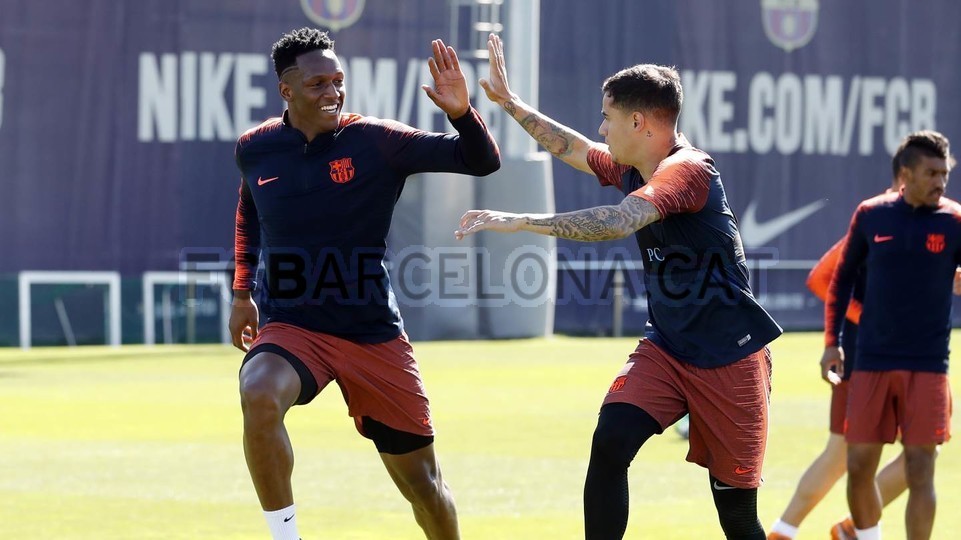 barca tập luyện - Bóng Đá