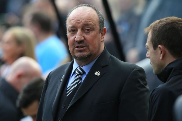 Fan Arsenal kêu gọi Rafa Benitez thay thế HLV Wenger - Bóng Đá