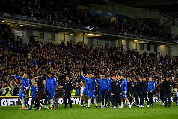 Đối thủ móc bóng, Rashford sợ hãi trông thấy - Bóng Đá