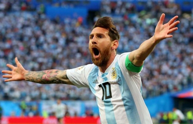 Rio Ferdinand nhận thấy sự thay đổi của Messi trong trận đấu với Nigeria - Bóng Đá