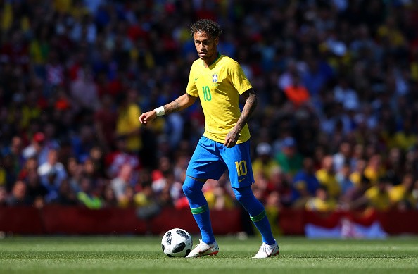Mohamed Salah đồng hành cùng Neymar tại Anfield - Bóng Đá