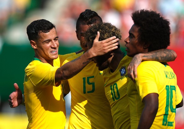 Bị đối thủ chơi xấu và đây là cách Neymar đáp trả - Bóng Đá