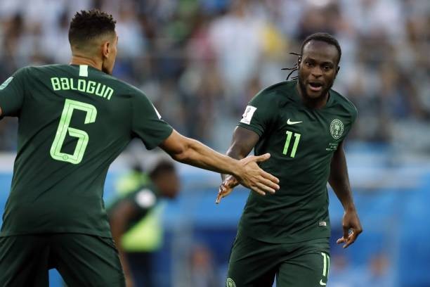 Lách qua khe cửa hẹp, Argentina hẹn người Pháp ở vòng knock out - Bóng Đá