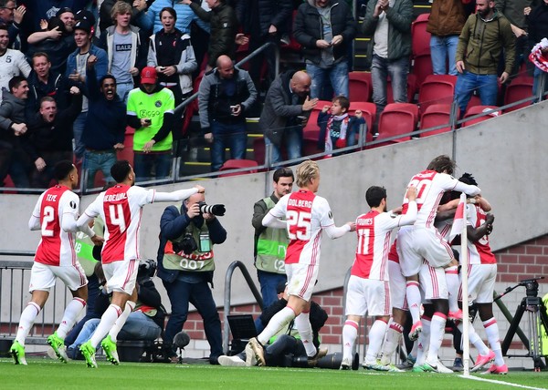 ảnh Ajax Lyon - Bóng Đá