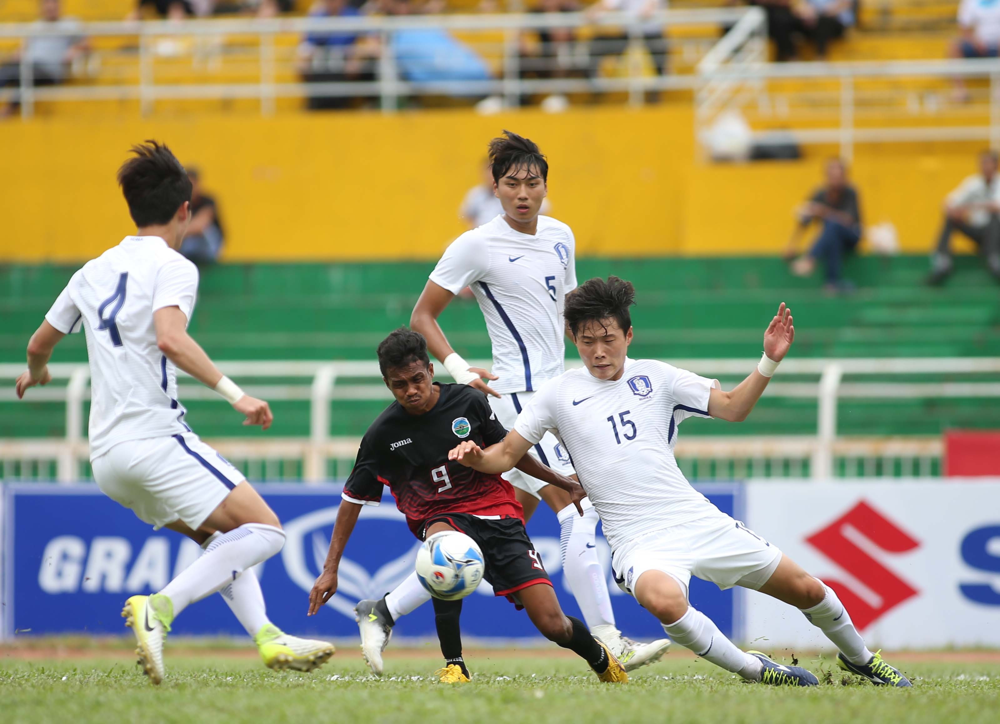 TRỰC TIẾP U22 Việt Nam vs U22 Macau: Xuân Trường mang băng đội trưởng - Bóng Đá