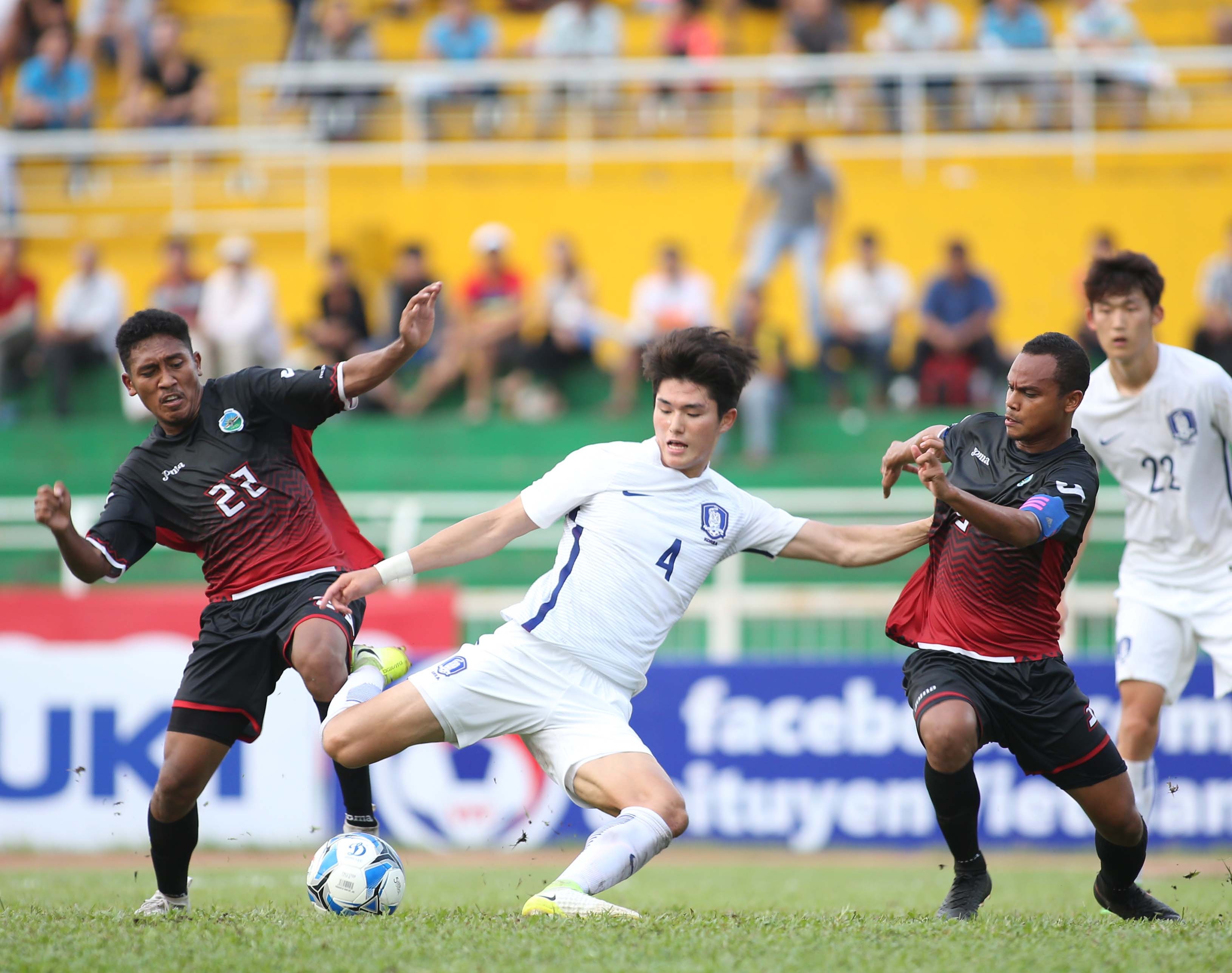 TRỰC TIẾP U22 Việt Nam vs U22 Macau: Xuân Trường mang băng đội trưởng - Bóng Đá