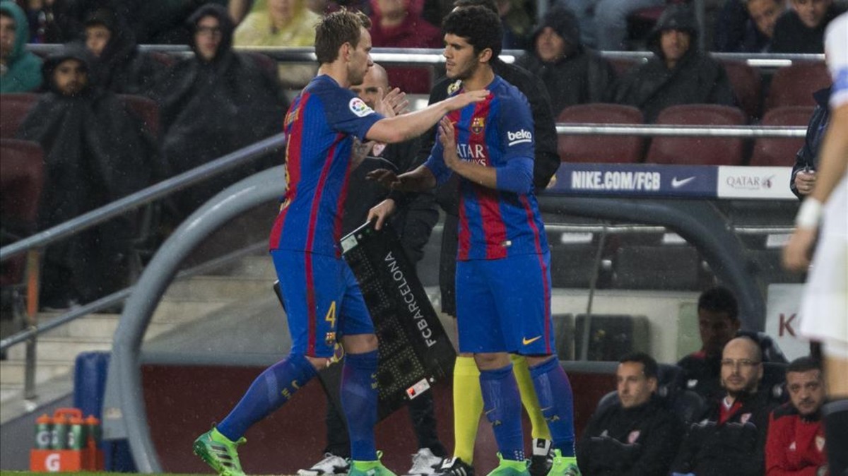 Ra sân được 10 phút, sao trẻ Barca sắp được ký hợp đồng mới - Bóng Đá
