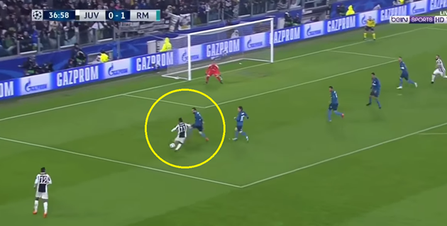 Xin lỗi Allegri, chỉ Ronaldo ngày càng khác biệt! - Bóng Đá