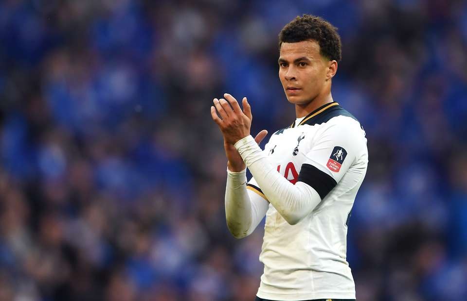 Khen Alli, Xavi bị Pochettino gọi là kẻ thù - Bóng Đá