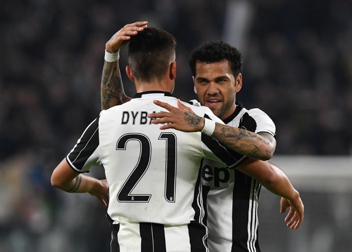 Dani Alves: 'Barca không yếu, do Juve quá mạnh' - Bóng Đá