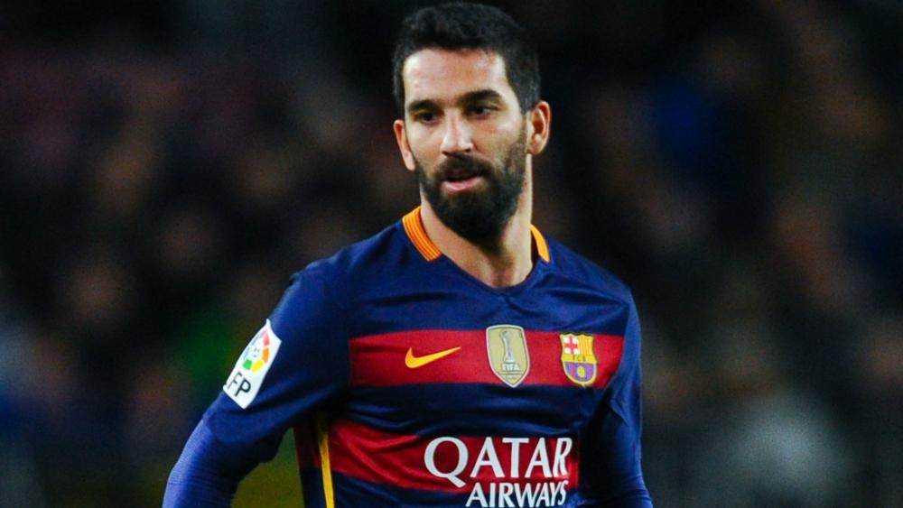 Barcelona muốn đổi Turan lấy sao Arsenal - Bóng Đá