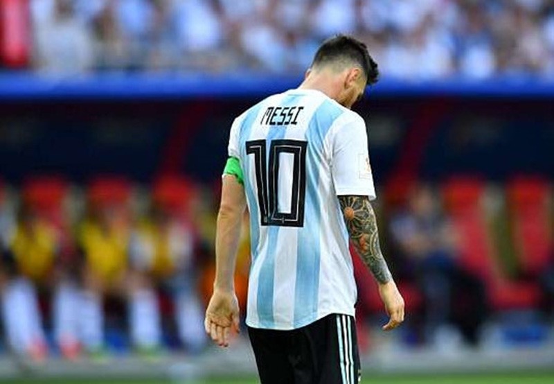 Argentina bị loại - Cái giá cho sự lộn xộn và nhố nhăng - Bóng Đá