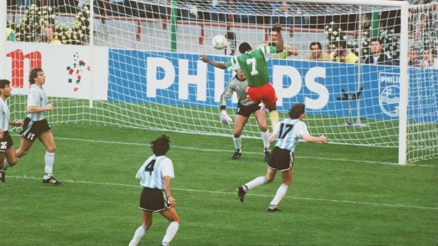 Thất kinh với 20 khoảnh khắc gây sốc tại các kỳ World Cup (Phần 2) - Bóng Đá