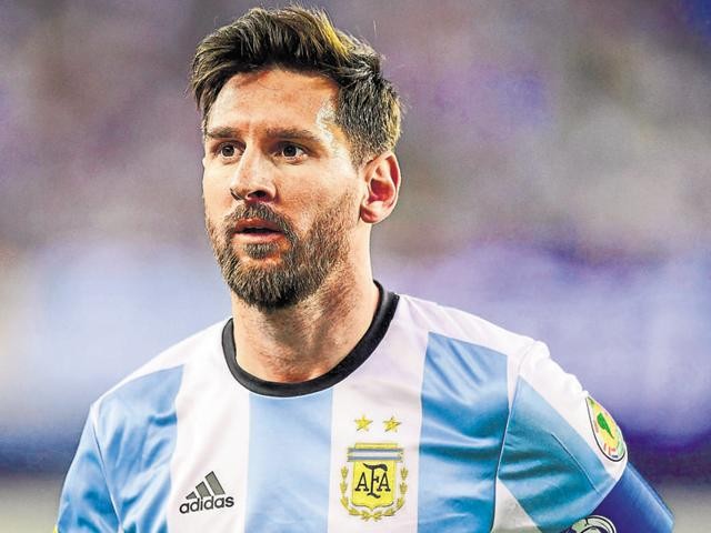 Top 7 cầu thủ thuộc 'biệt đội cá ươn' khiến World Cup hoảng hồn - Bóng Đá