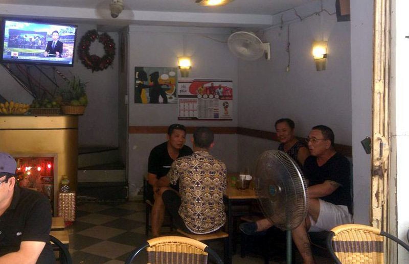 Cafe bóng đá ngỡ ngàng vì bị VTV “tuýt còi” bản quyền World Cup - Bóng Đá