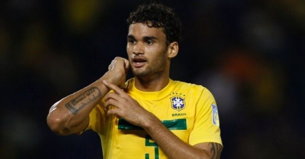 Đội 11 cầu thủ Brazil phải ngồi nhà - Bóng Đá