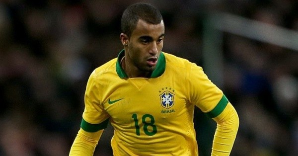Đội 11 cầu thủ Brazil phải ngồi nhà - Bóng Đá