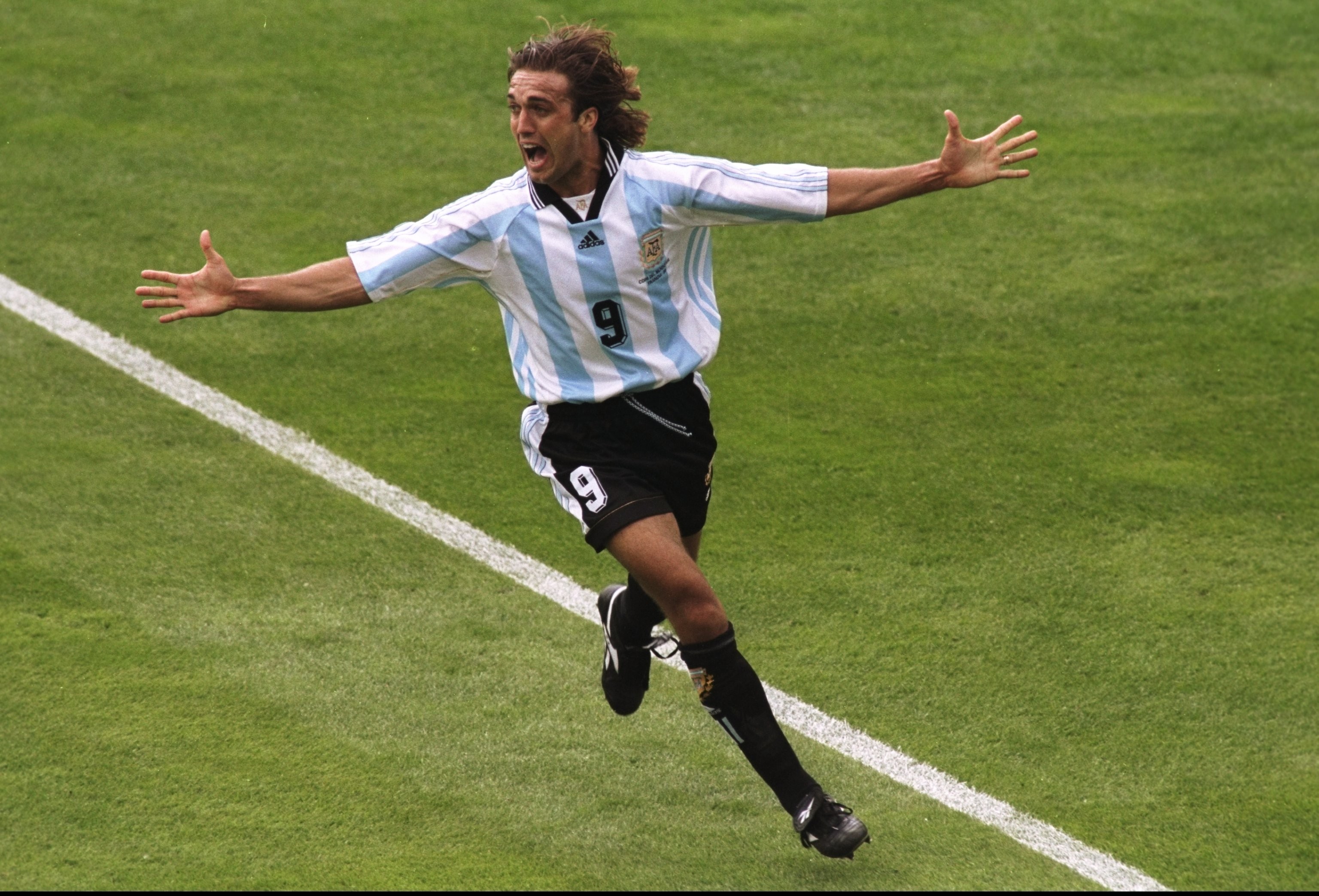 Top 10 vua dội bom World Cup: Cuộc chơi của người Đức  - Bóng Đá