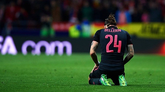 Lý do sốc đằng sau phong độ trồi sụt của Hector Bellerin - Bóng Đá