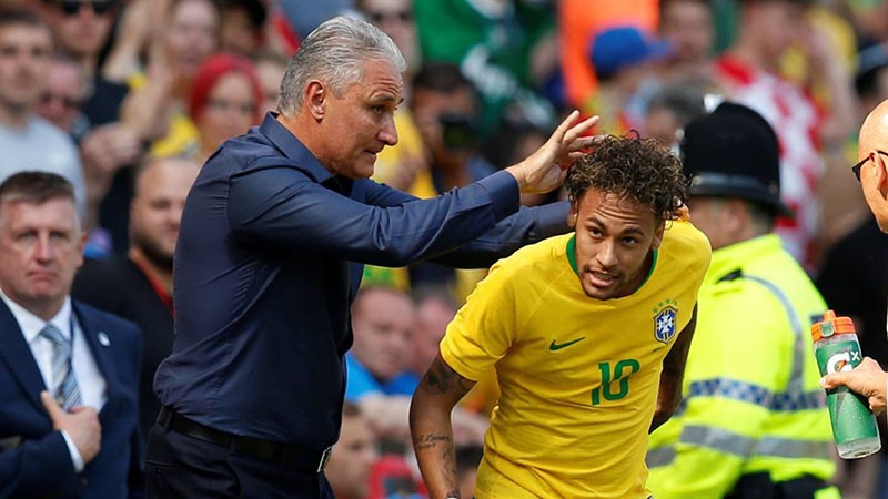 'Bộ tứ huyền ảo' của Brazil và cái tát Belo Horizonte - Bóng Đá