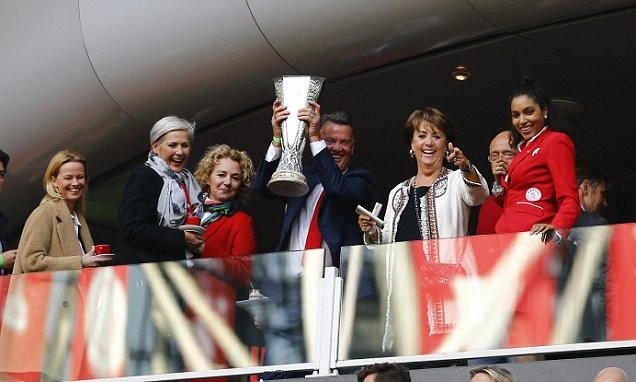 Chào châu Âu, Ajax đã trở lại! - Bóng Đá