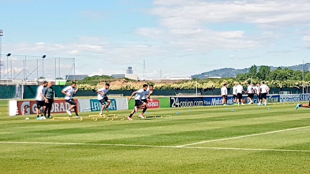 ảnh Juve tập luyện - Bóng Đá