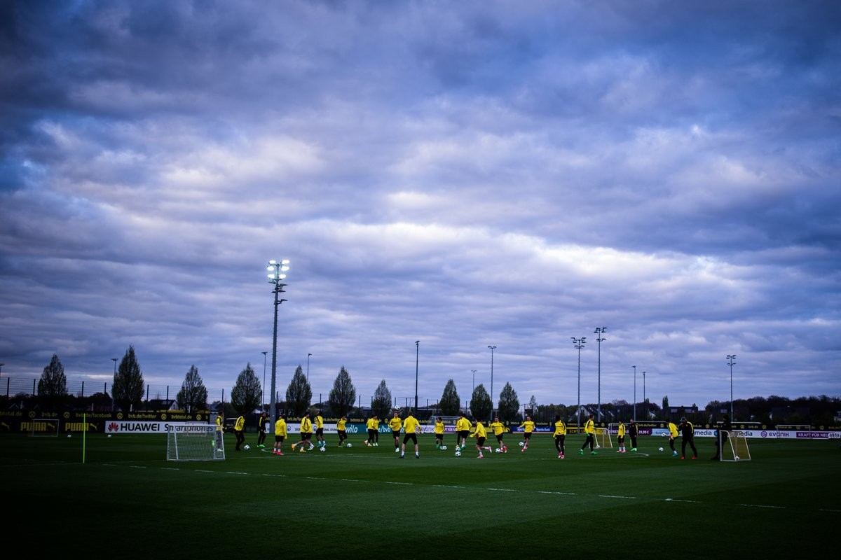 ảnh Dortmund tap luyện - Bóng Đá