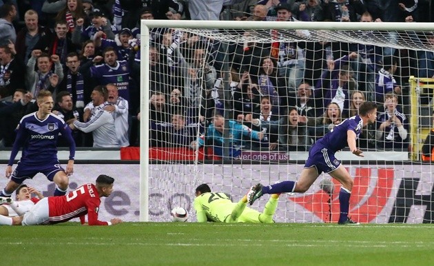 Những hình ảnh ấn tượng nhất lượt đi tứ kết Europa League - Bóng Đá
