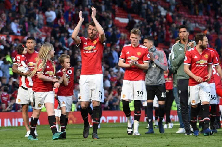 Carrick bắt tay Mourinho thực hiện việc chuyển nhượng của Man Utd - Bóng Đá