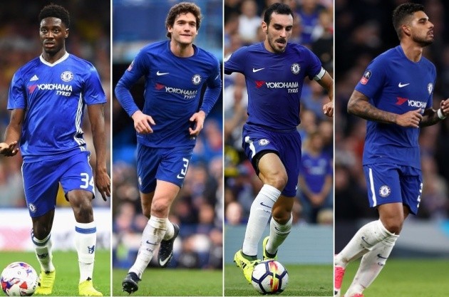 Chelsea sẽ ra sân với đội hình nào trong trận đầu tiên của Sarri? - Bóng Đá