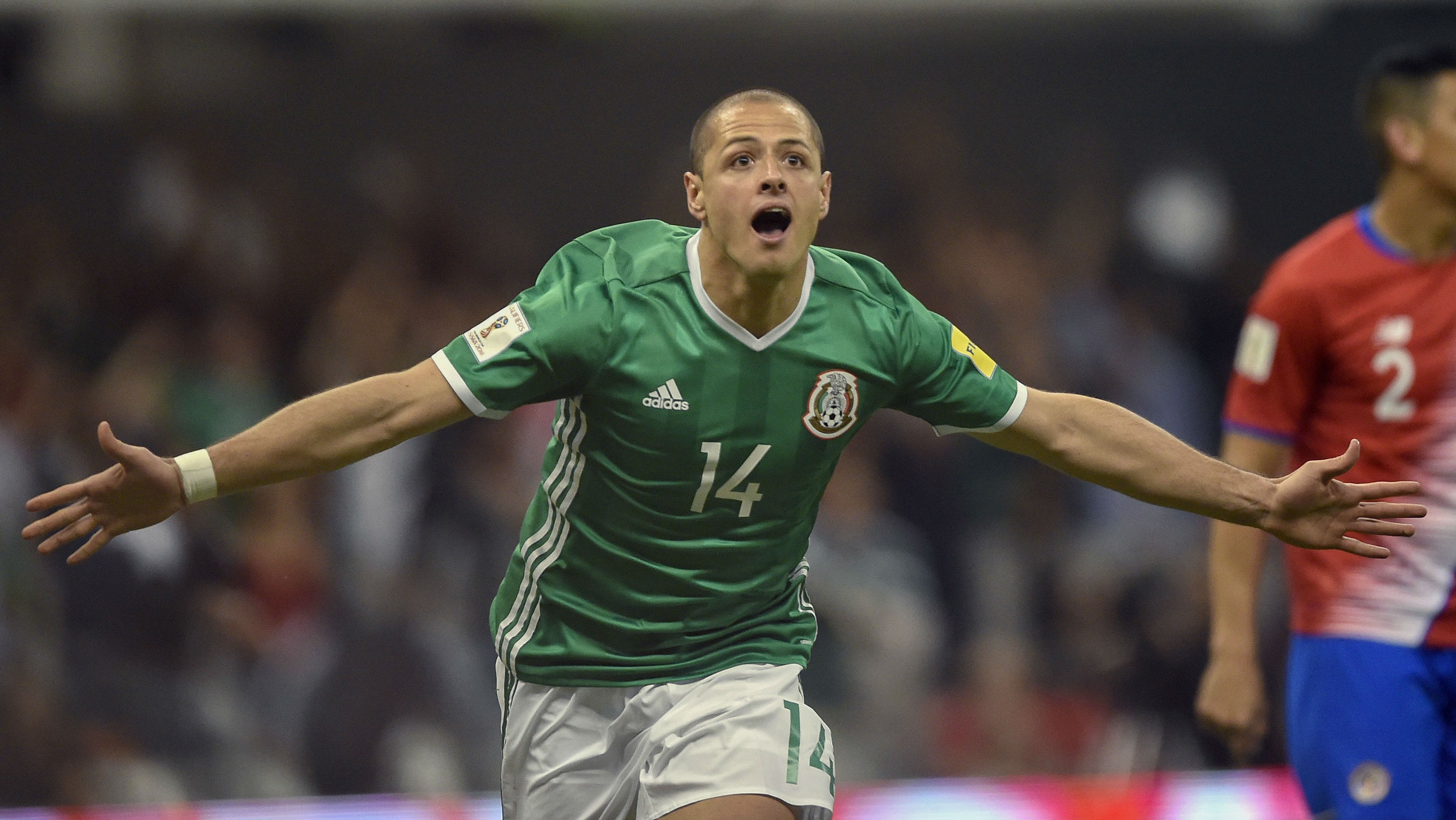 Mourinho: Ước gì Man United còn Chicharito - Bóng Đá