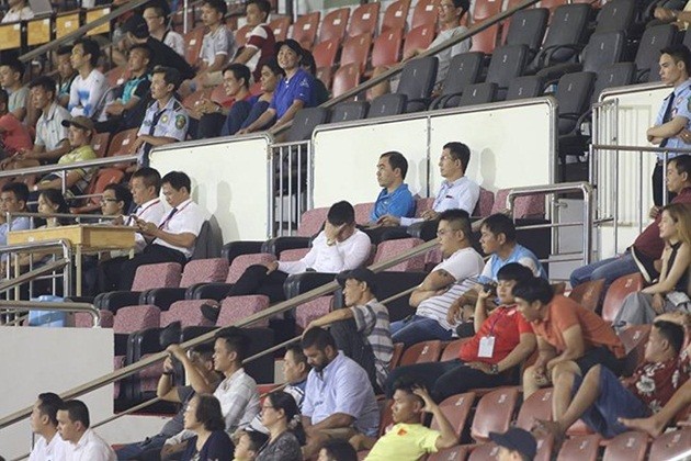 Đội bóng của Công Vinh: Cơn đau đầu vì tiền - Bóng Đá