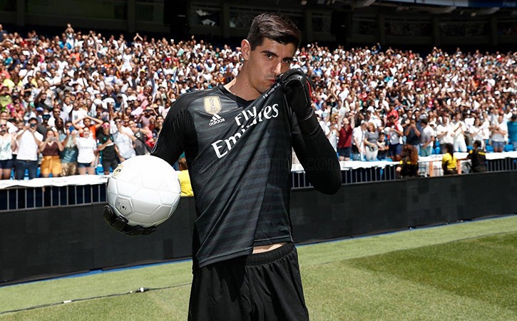 Chuyển đến Real, Courtois ngay lập tức gây hấn với Keylor Navas - Bóng Đá
