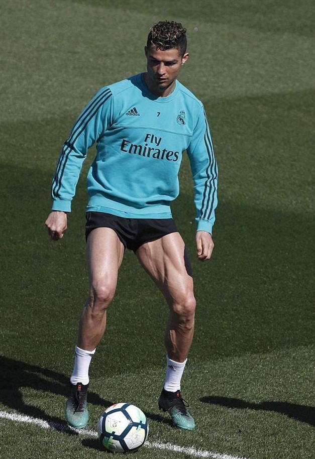 Cristiano Ronaldo – Cầu thủ khác biệt với phần còn lại của bóng đá - Bóng Đá