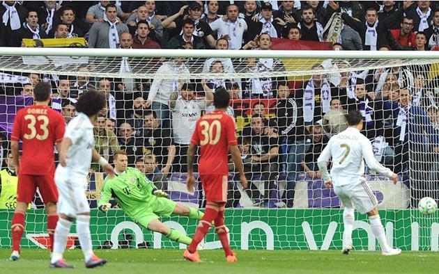 Chùm ảnh: Cột mốc 100 và 6 lần xé lưới Bayern Munich của Cristiano Ronaldo - Bóng Đá