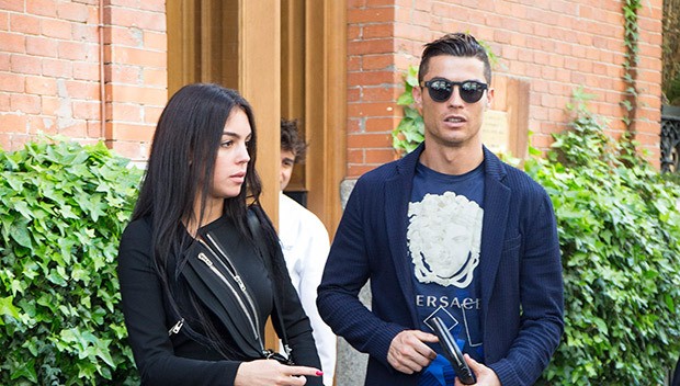 Ronaldo có nguy cơ bị bồ đá vì lý do này - Bóng Đá