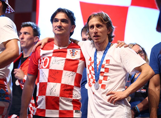 ĐT Croatia quyên góp tiền thưởng cho trẻ em - Bóng Đá