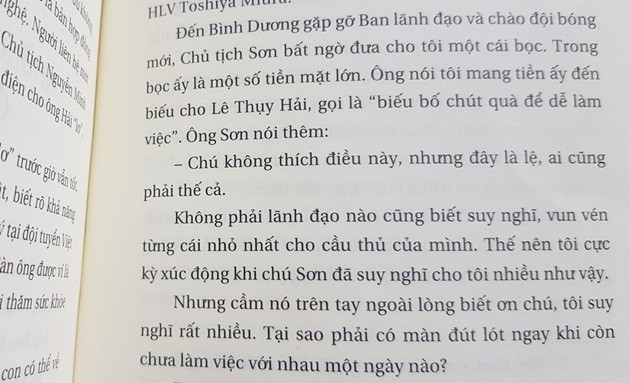 Công Vinh hé lộ chuyện biếu quà ông Hải ‘lơ’ - Bóng Đá