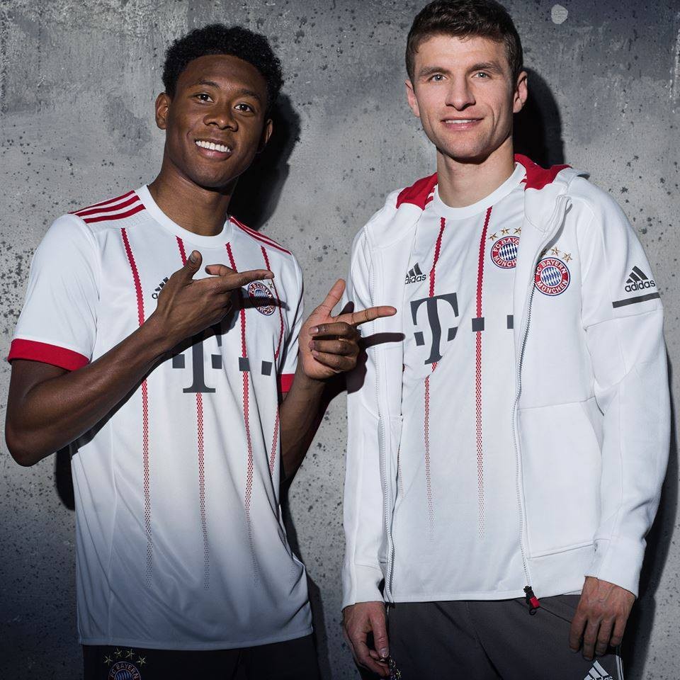 Bayern ra mắt áo đấu dự Champions League - Bóng Đá
